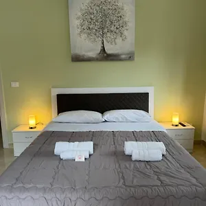  Apartment Rua Formaggi Italy