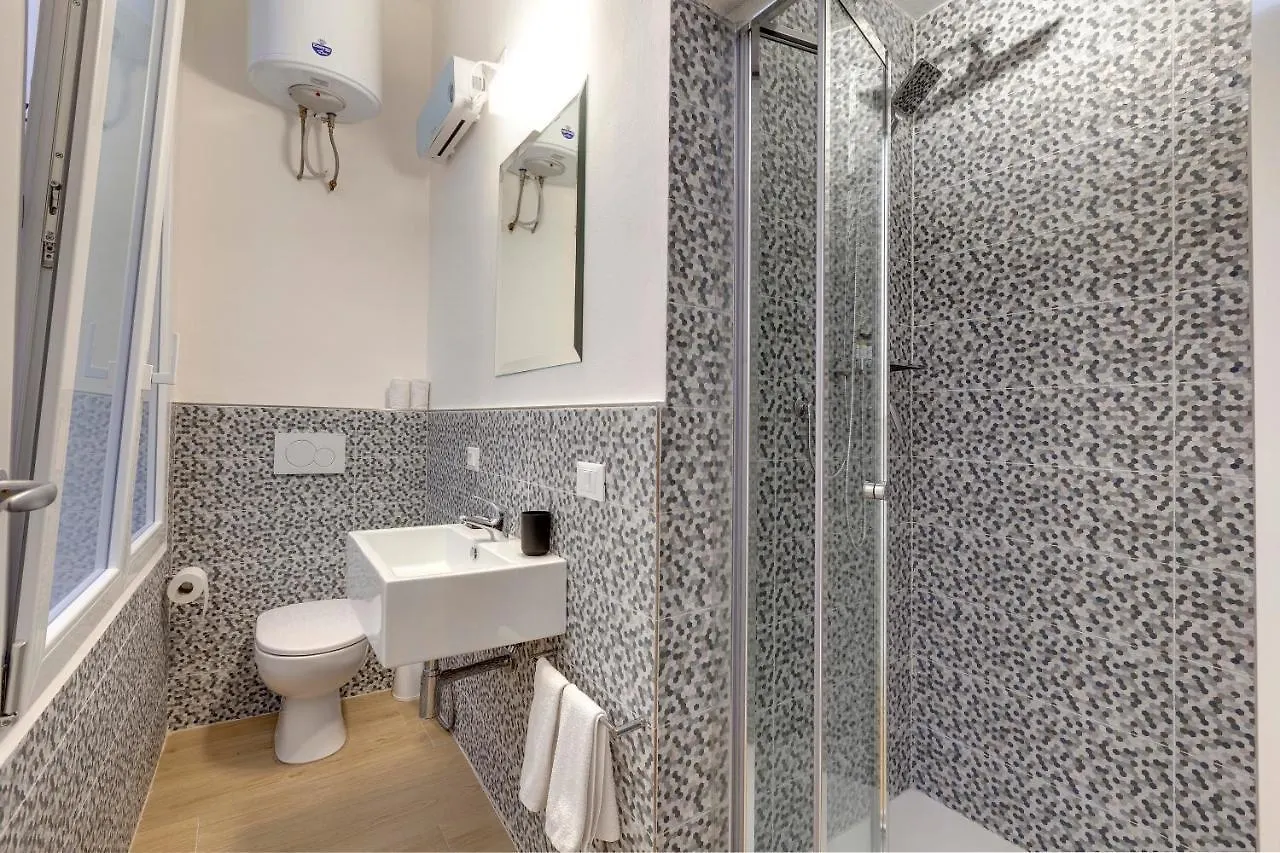 House G Apartment Florence Italy